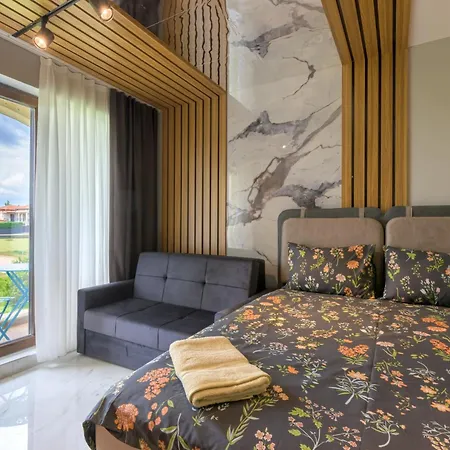 Azur Ap51 * Škorpilovci