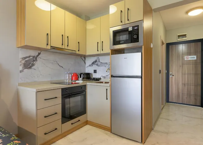 Azur Ap51 Apartamento Shkorpilovtsi